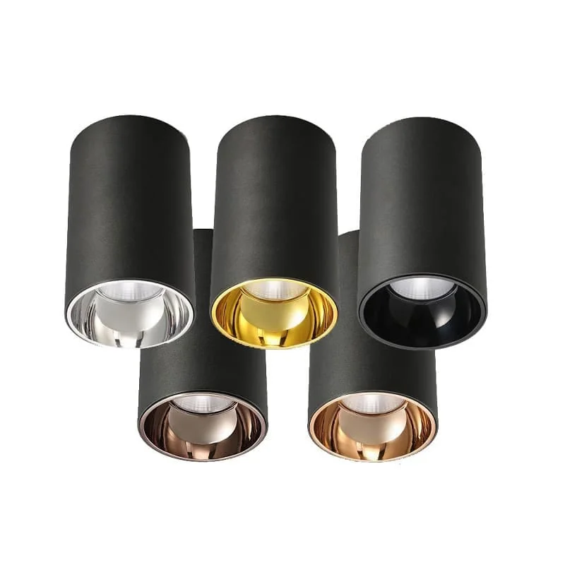 Aufbau-Downlights mit verschiedenen Oberflächen und Reflektoren