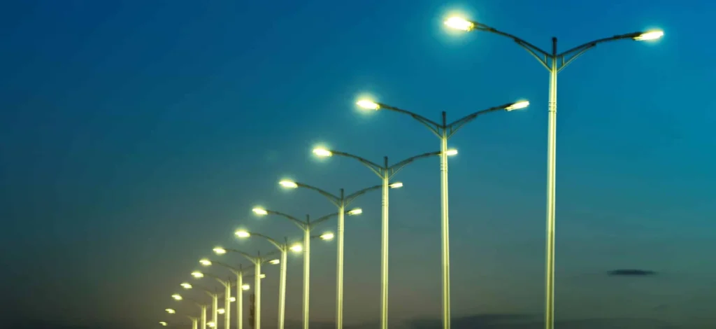 Straßenbeleuchtung auf LED umrüsten: die Vorteile überprüfen