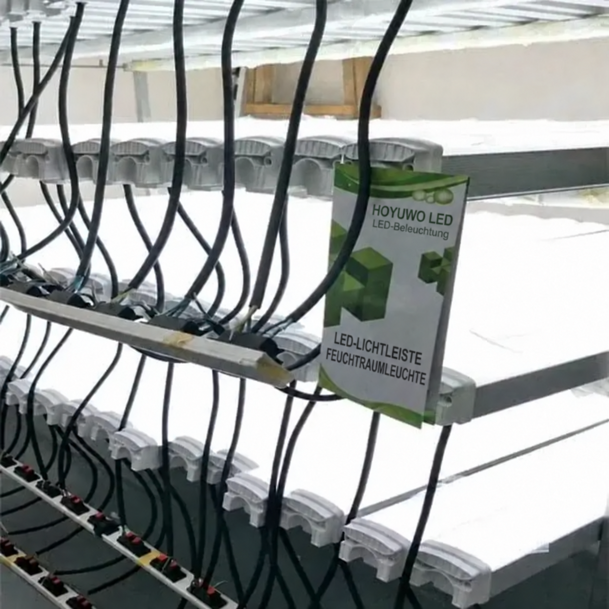 Funktionsprüfung von LED-Feuchtraumleuchten